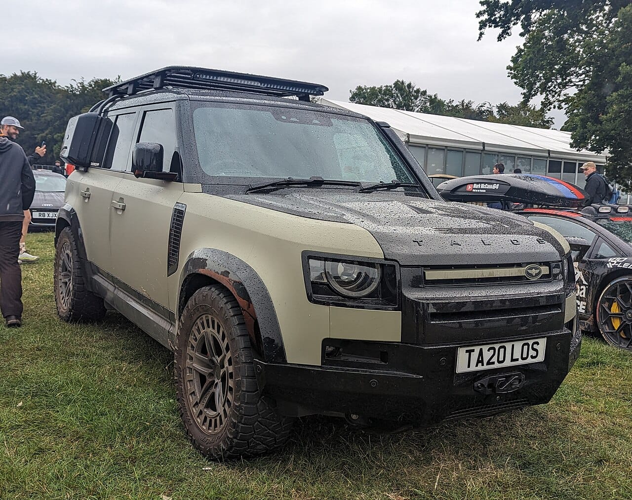 Land Rover Defender Talos